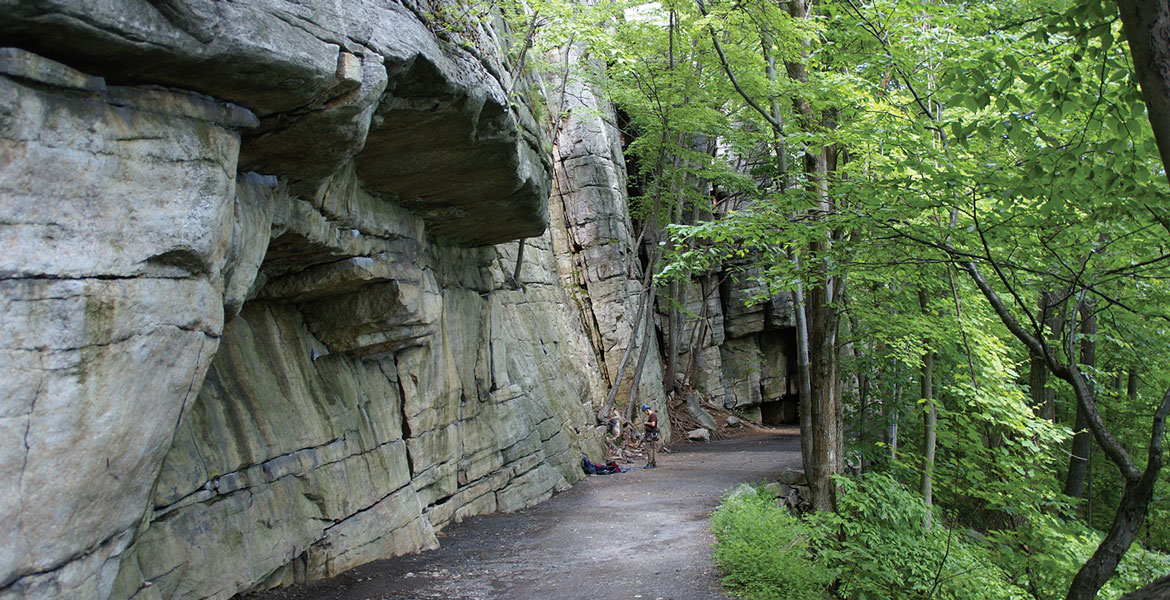 Mohonk Preserve, Undercliff Carriage Road