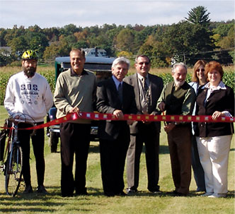 Shawangunk ribbon cutting